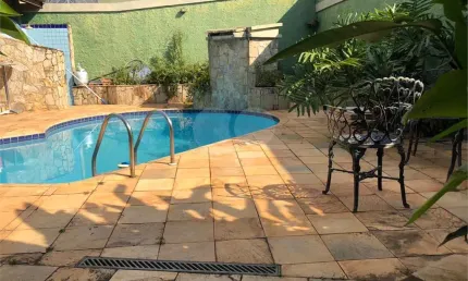 Casa com 4 quartos à venda em Loteamento Loanda - SP