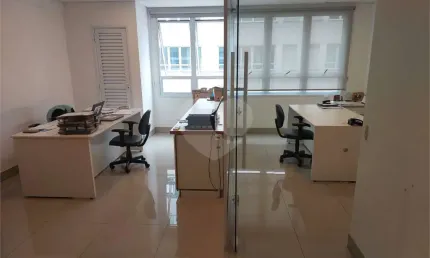 Sala comercial à venda na Clóvis Soares, --, Alvinópolis, Atibaia