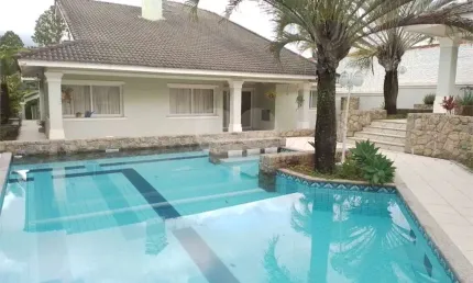 Casa com 4 quartos à venda na Benedita Oliveira Freire, --, Vila Santista, Atibaia
