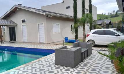 Casa com 3 quartos à venda na Municipal, --, Centro, Piracaia