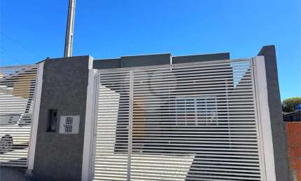 Casa térrea com 2 quartos à venda em Jardim Imperial - SP