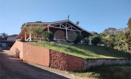Chácara com 4 quartos à venda em Chácaras Fernão Dias - SP
