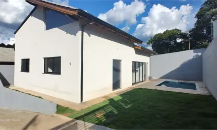 Casa de vila com 3 quartos à venda em Jardim Estância Brasil - SP