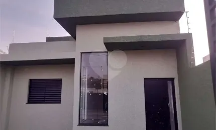 Casa térrea com 3 quartos à venda em Residencial Jardins Da Catalunha - SP