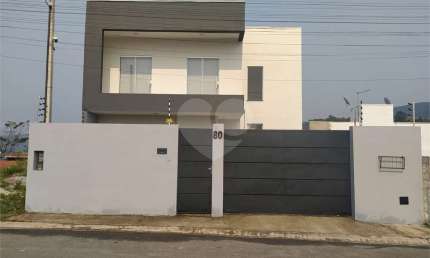 Casa com 3 quartos à venda na Vereador Benedito De Oliveira Cesar, --, Centro, Bom Jesus dos Perdões