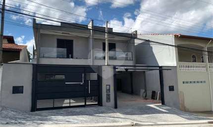 Sobrado com 3 quartos à venda em Jardim Maristela - SP