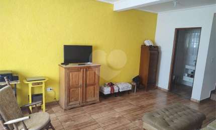 Casa com 3 quartos para locação em Jardim Do Lago - SP