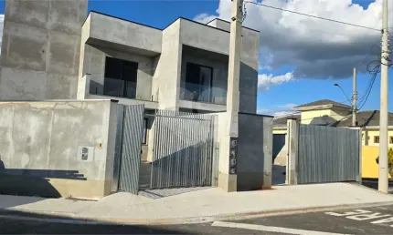 Sobrado com 2 quartos à venda em Jardim Jaraguá - SP