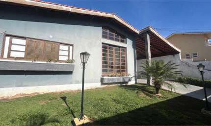 Casa com 3 quartos à venda ou para locação em Vila Santista - SP