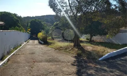 Chácara com 2 quartos à venda em Jardim Imperial - SP