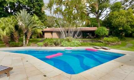 Casa com 4 quartos à venda na Benedita Oliveira Freire, --, Vila Santista, Atibaia