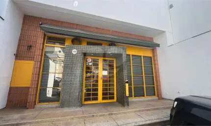 Prédio inteiro para locação em Jardim Paulista - SP