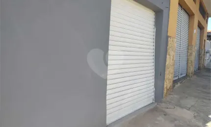 Salão Comercial para locação em Atibaia Jardim - SP