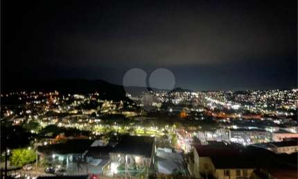 Apartamento com 2 quartos para locação em Centro - SP