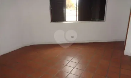 Sala comercial para alugar na Alameda Professor Lucas Nogueira Garcez, --, Vila Thais, Atibaia