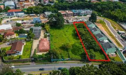 Terreno/Área no Santa Felicidade de 1800,00 m²  - 94424.001-KD