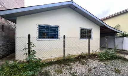 Casa com 2 quartos para alugar na Rua Marcos Mocellin, 665, Santa Felicidade, Curitiba