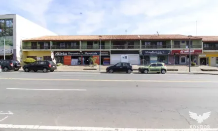 Apartamento com 3 quartos para alugar na Avenida Vereador Toaldo Túlio, 3036, São Braz, Curitiba