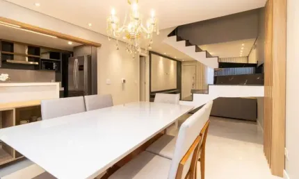 Sobrado em Santa Felicidade de 164,09 m² com 3 quartos  - 94790.001-KD