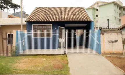 Casa com 3 quartos para alugar na Rua Tereza dos Santos Rocha, 35, Loteamento Marinoni, Almirante Tamandaré