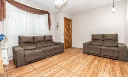 Casa à venda na Rua Renascença, 211, Santa Felicidade, Curitiba