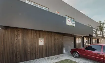 Ponto comercial com 2 salas para alugar na Avenida Manoel Ribas, 2632, Mercês, Curitiba