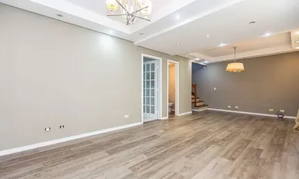 Sobrado em condomínio no BARREIRINHA com aproximadamente 237,00m²