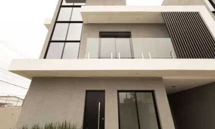 Casa com 3 quartos à venda na Rua Sílvio Zanatta, 262, Santo Inácio, Curitiba