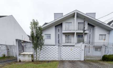 Casa com 3 quartos para alugar na Avenida Francisco Gulin, 1080, Santa Felicidade, Curitiba