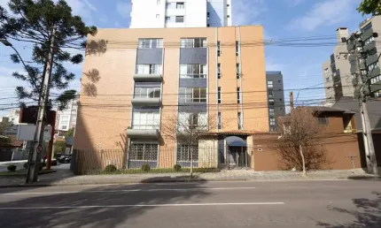 Apartamento com 3 quartos para alugar na Rua Martim Afonso, 1145, Mercês, Curitiba