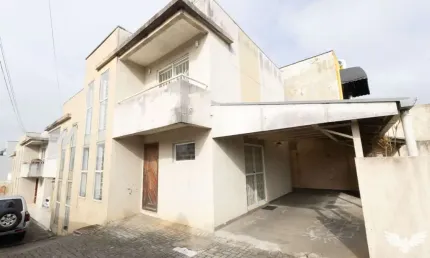 Casa com 3 quartos para alugar na Rua Gentil Antunes Branco, 313, Santa Felicidade, Curitiba