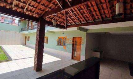 Sobrado com 3 dormitórios à venda, 250 m² por R$ 1.200.000,00 - Cidade Soberana - Guarulhos/SP