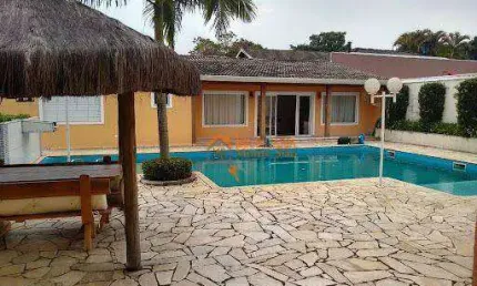 Sobrado com 4 dormitórios à venda, 650 m² por R$ 3.000.000,00 - Condomínio Shambala I - Atibaia/SP