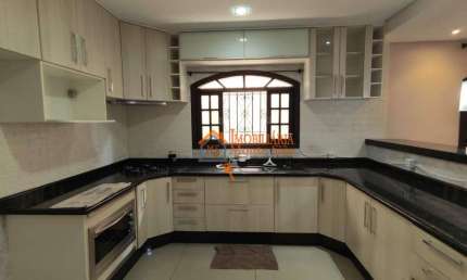 Sobrado com 3 dormitórios à venda, 150 m² por R$ 550.000,00 - Jardim São João - Guarulhos/SP