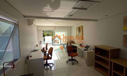 Sobrado com 3 dormitórios à venda, 226 m² por R$ 950.000,00 - Parque Renato Maia - Guarulhos/SP