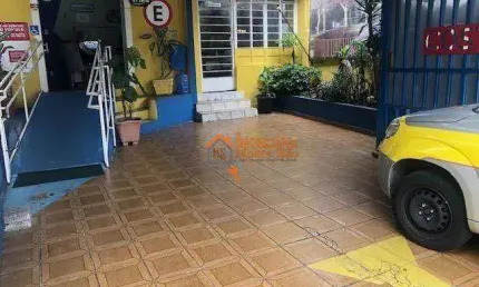 Sobrado à venda, 210 m² por R$ 700.000,00 - Jardim Vila Galvão - Guarulhos/SP