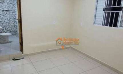 Kitnet com 1 dormitório para alugar, 30 m² por R$ 910,00/mês - Picanço - Guarulhos/SP