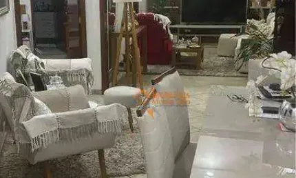 Casa com 3 dormitórios à venda, 325 m² por R$ 900.000,00 - Jardim Presidente Dutra - Guarulhos/SP