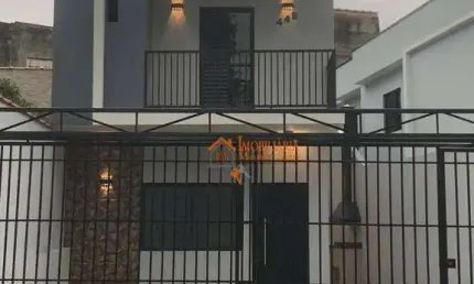 Sobrado com 3 dormitórios à venda, 102 m² por R$ 759.000,00 - Jardim do Triunfo - Guarulhos/SP