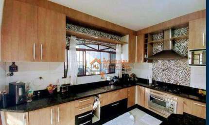 Sobrado com 3 dormitórios à venda, 175 m² por R$ 604.990,00 - Jardim Nossa Senhora D Ajuda - Itaquaquecetuba/SP