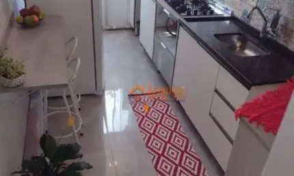 Apartamento com 2 dormitórios à venda, 50 m² por R$ 235.000,00 - Água Chata - Guarulhos/SP