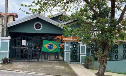 Casa com 3 dormitórios à venda, 178 m² por R$ 900.000,00 - Centro - Atibaia/SP