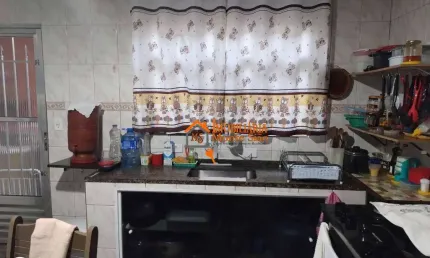 Casa com 2 dormitórios à venda, 130 m² por R$ 479.000,00 - Parque Continental - Guarulhos/SP