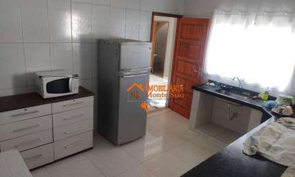 Sobrado com 3 dormitórios à venda, 200 m² por R$ 930.000,00 - Carmela Três - Guarulhos/SP
