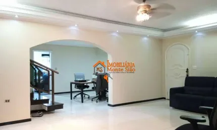 Sobrado com 4 dormitórios para alugar, 190 m² por R$ 10.234,00/mês - Jardim Santa Francisca - Guarulhos/SP