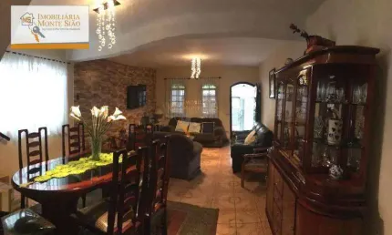 Sobrado com 3 dormitórios à venda, 262 m² por R$ 830.000,00 - Jardim Bela Vista - Guarulhos/SP