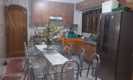 Sobrado com 3 dormitórios à venda por R$ 679.000,00 - Parque Flamengo - Guarulhos/SP