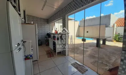 Casa com 3 quartos à venda no Conjunto Habitacional Isaura Pitta Garms, Bauru 