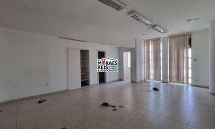 Sala comercial para alugar na Avenida Prestes Maia, 220, Jardim São Bento, São Paulo por R$ 4.990