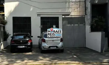 Casa comercial à venda na Avenida dos Imarés, 952, Indianópolis, São Paulo por R$ 1.800.000